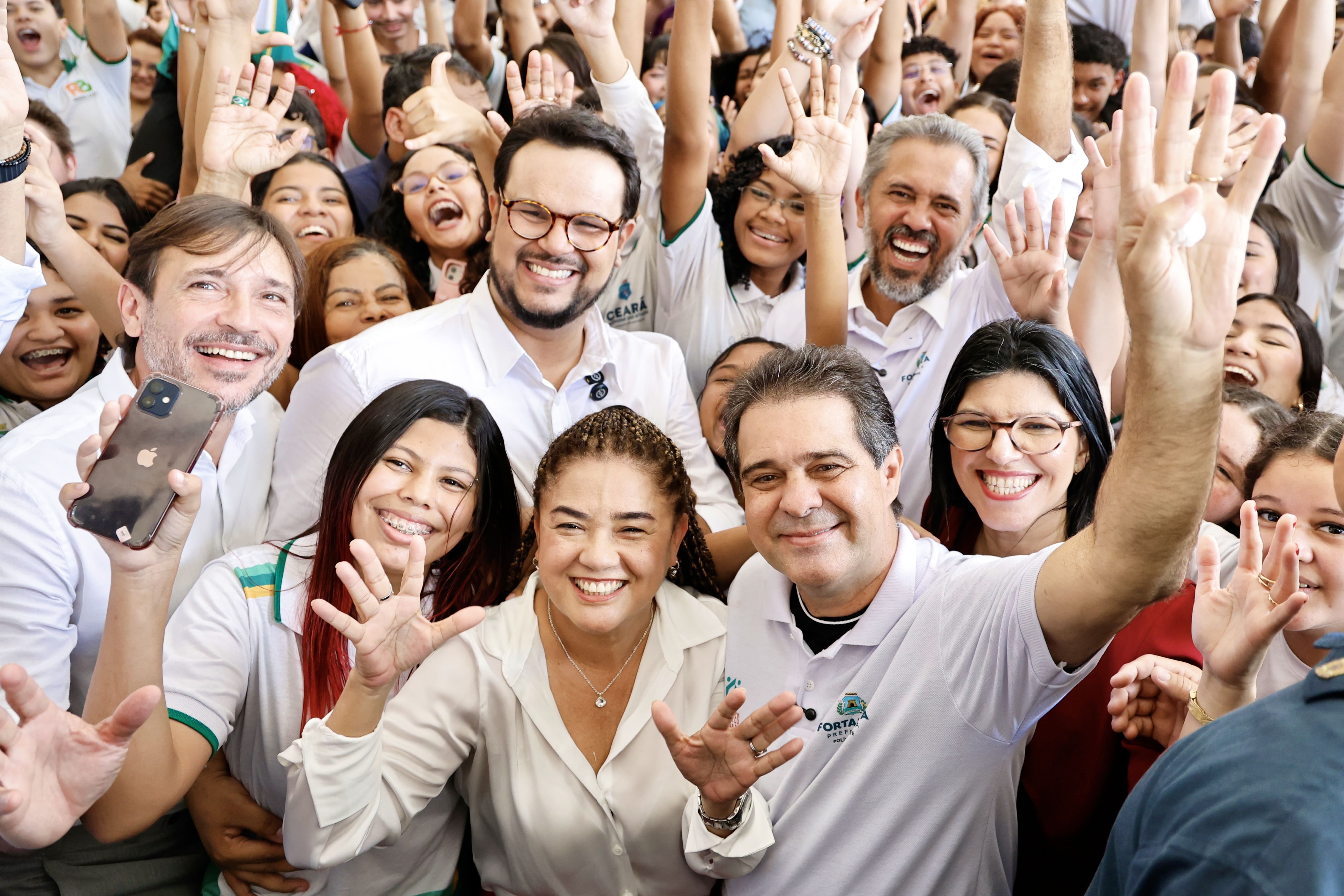 Os participantes do projeto receberão bolsas mensais. Ao todo, 404 pessoas serão beneficiadas diretamente